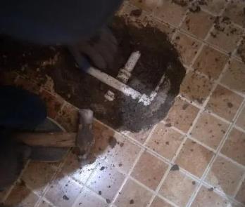 普洱市卫生间漏水维修公司为您分享下卫生间渗水如何处理及注意事项